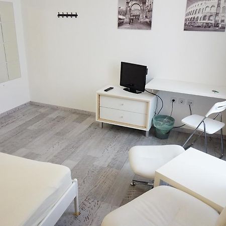 Hostel Ljiljana Pula Eksteriør billede