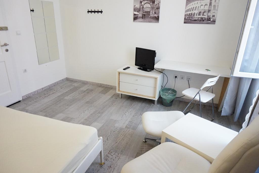 Hostel Ljiljana Pula Eksteriør billede